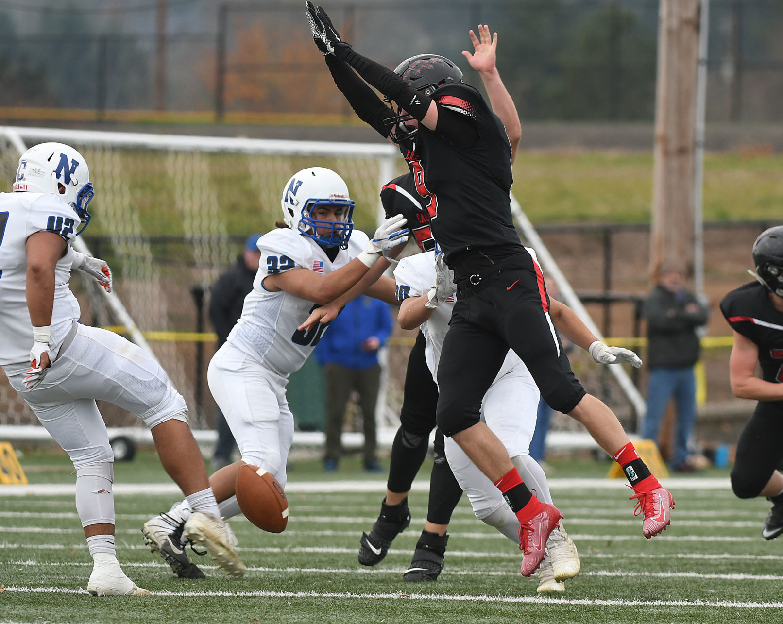 SC vs Nyssa Football17-my